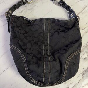 Coach Hobo Shoulder Bag